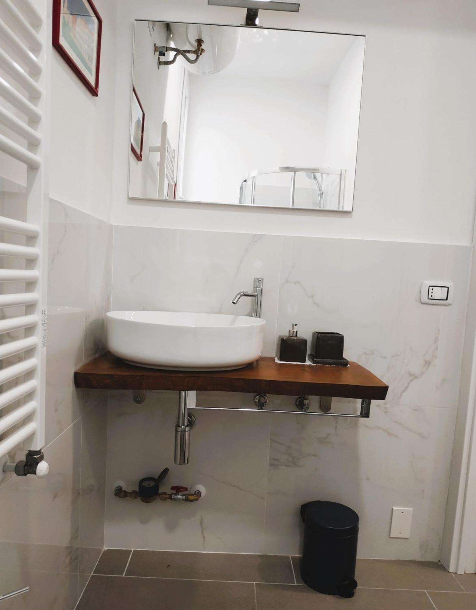 Monteroom-Apartments 볼로냐 외부 사진